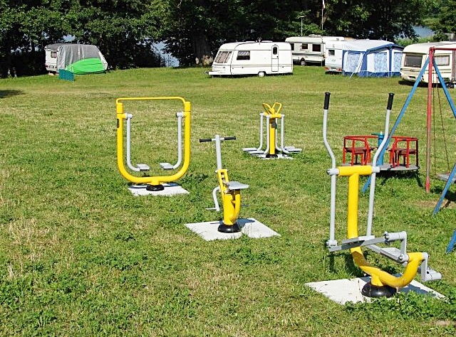 Aroturystyka Pole Namiotowe BARTEK Siłownia na powietrzu?v=1.0