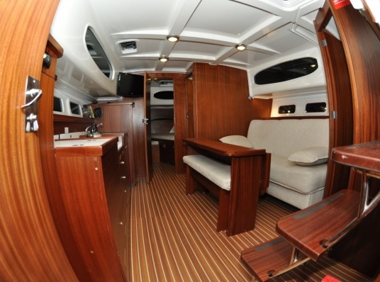 Czarter Jacht&oacute;w ELJA