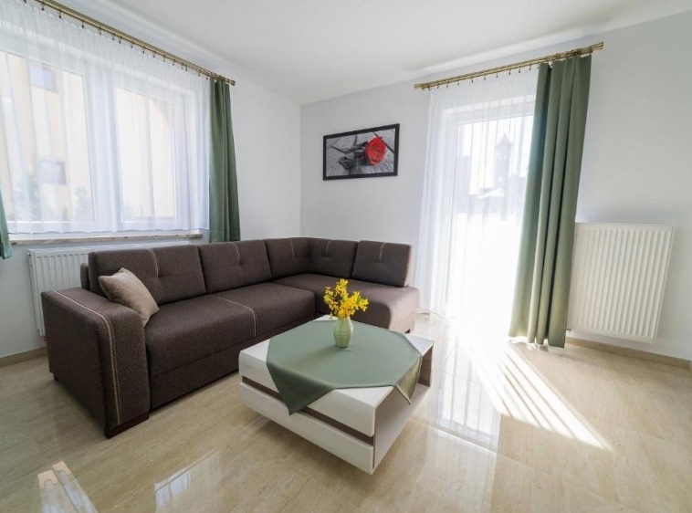 Villa Mikołajki  apartament 4-5 osobowy